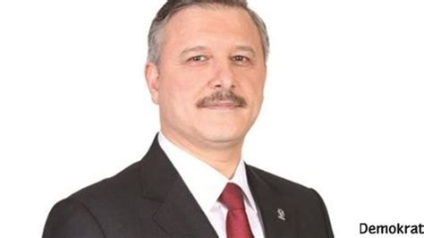 Ak Parti De Bir Vekil Daha Istifa Ediyor Kendine Demokrat Olmayan