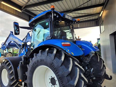 New Holland T Ac