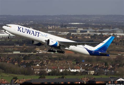 9K AOD Kuwait Airways Boeing 777 369ER Photo By Chris Lofting ID