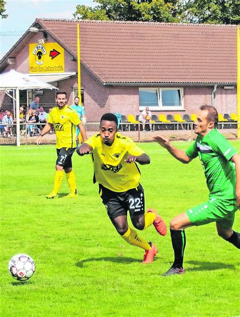 Fu Ball Landesliga Sv H Nie Siegt Gegen Psv Wesel Lackhausen