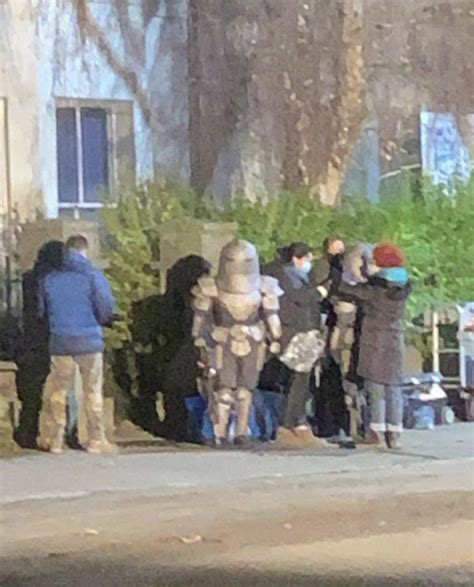 SPOILERS! Series 13 set pic : ! : r/doctorwho