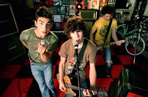 Jonas Brothers Best 25 Songs: Critics' Picks