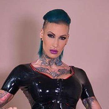 Nathalie Hardcore Feed Watch The Latest Updates On FreeOnes