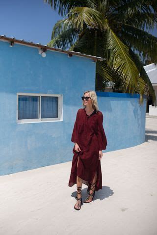 Utheemu Island Maldives Lisa Hahnbück is a lifestyle travel fashion