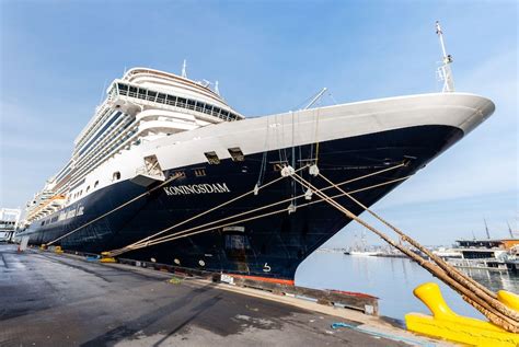 Holland America Koningsdam Dining Restaurants And Food On Cruise Critic