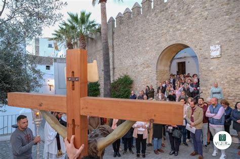 El Vía Crucis del Consejo de Hermandades y Cofradías de Vejer deja unas