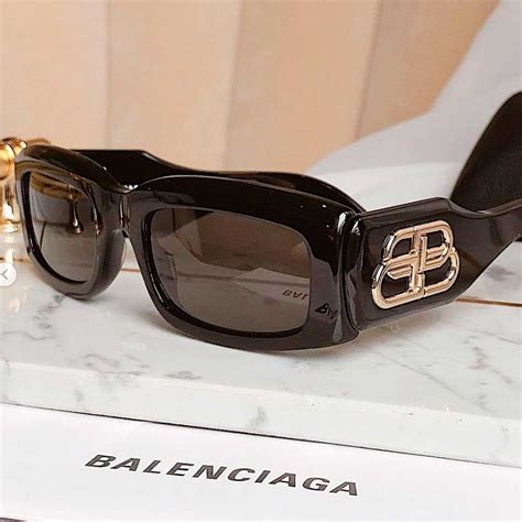 Balenciaga Bb S Diversas Op Es Arte Ptica