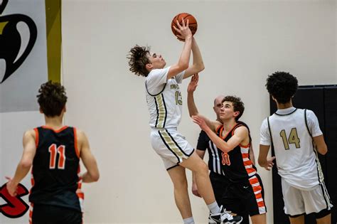 Boys Basketball Beaverton Ends Losing Skid With 64 52 Win Over