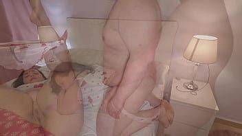 Pilla a Mi Hermanastra Masturbándose y Termino Follándola y Me Corro en Su Boca XVIDEOS