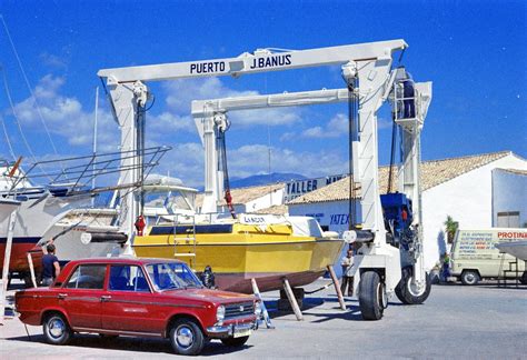 Seat 124 Im Hafen Von Marbella 1977 0048 Camera Yashica Flickr