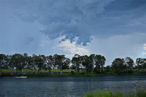 Hail Small Hail In This Storm Sandy Hook Bundaberg Austra Flickr