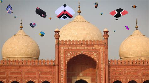 Basant In Lahore Kite Flying Kite Festival Lahore Gudda