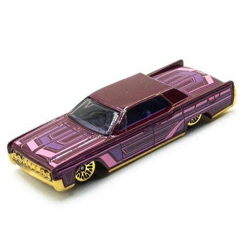 Машинка Hot Wheels Lincoln Continental Коллекционная Кейс A купить с доставкой по