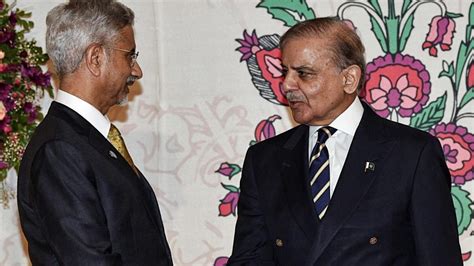 jaishankar reminds pakistan  sco meeting  terrorism aa