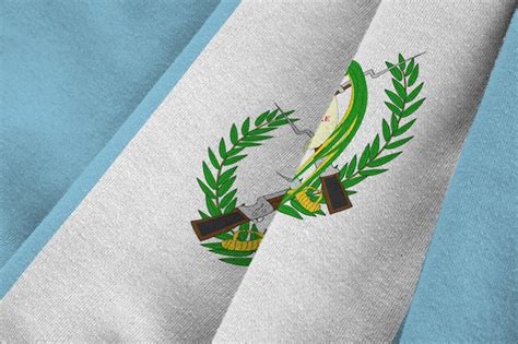 Bandeira da guatemala grandes dobras acenando sob a luz do estúdio