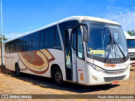 Vera Cruz Transporte e Turismo 2300 em Araxá por Paulo Vitor De Azevedo