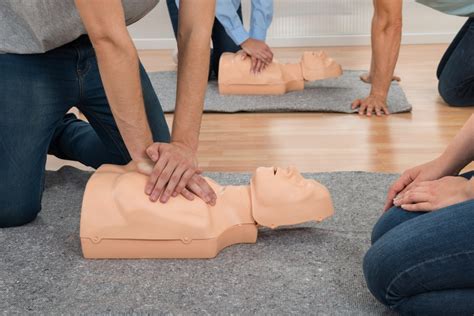 Emergency First Aid At Work Training Course First Aid At Work