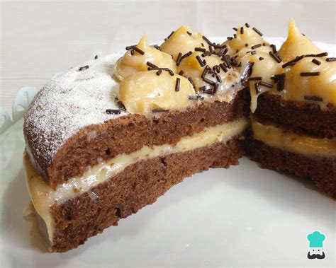 Bolo De Chocolate Recheio De Leite Ninho Delicioso Para Anivers Rio