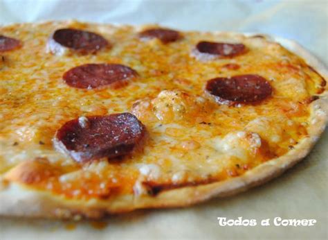 Pizza De Pepperoni Casera Receta Paso A Paso Todos A Comer