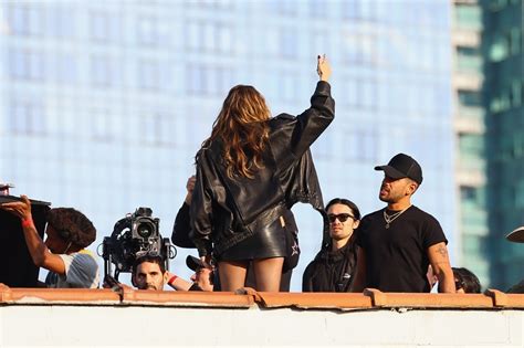 Miley Cyrus Sexy Legs And Ass 12thBLOG