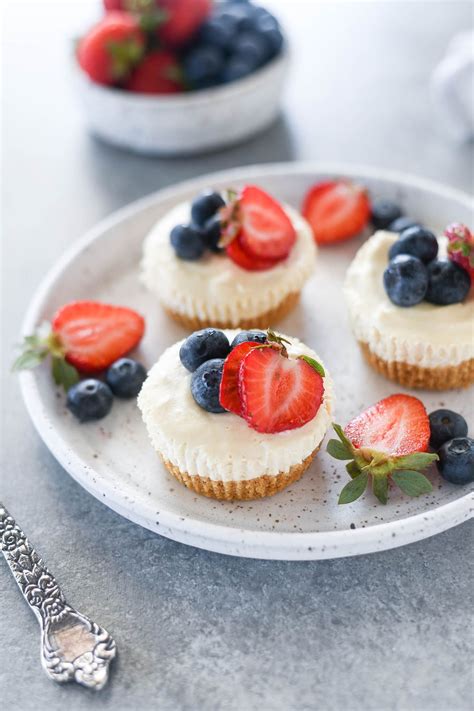 Mini No Bake Cheesecakes Flavor The Moments Easy Mini Cheesecake Recipe Fluffy Cheesecake No