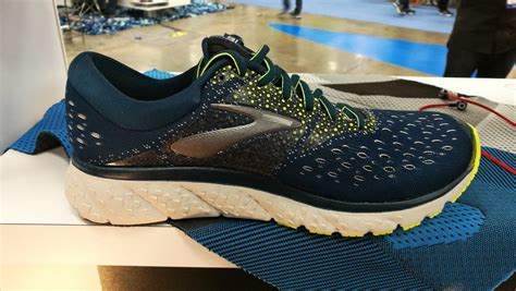 Brooks Glycerin 16 Zapatilla Entreno Review ROADRUNNINGReview