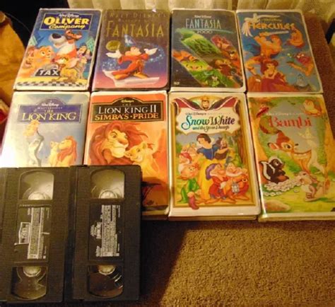 LOT DE 10 longs métrages d animation VHS WALT DISNEY Fantasia Lion