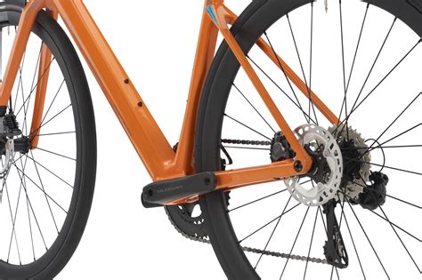 BMC Roadmachine one (2023) Shimano Ulregra Di2 2x12 | edelrad.de