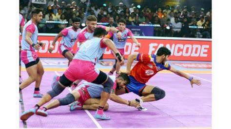 Arjun Deshwal Helps Jaipur Pink Panthers To Big Win Daily Excelsior