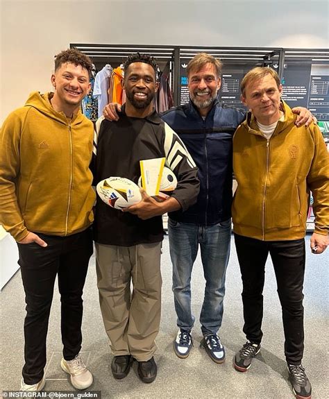 Patrick Mahomes Poses With Liverpool Head Coach Jurgen Klopp At Adidas