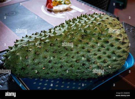 Guanabana fruit hi-res stock photography and images - Alamy