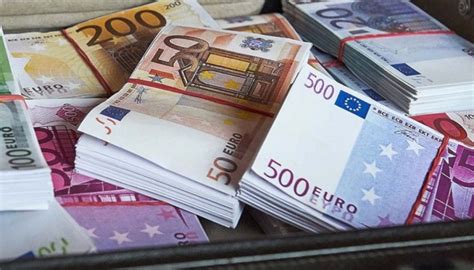 У центрі Києва в іноземки поцупили €20 тисяч