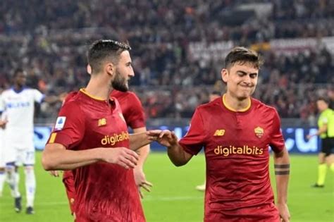 Roma Vittoria Senza Joya Dybala Piega Il Lecce Ma Si Fa Male Sul