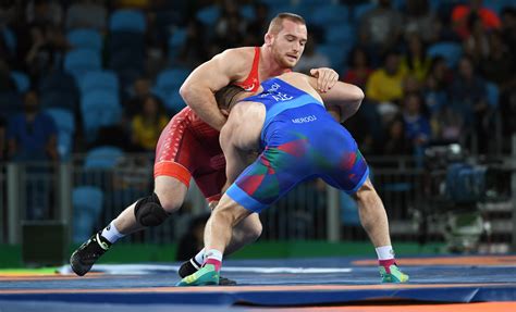 Kyle Snyder 20 Becomes Youngest Us Wrestler To Win Olympic Gold