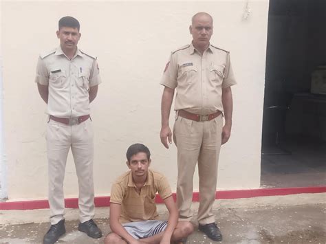 Kotwali Police Caught The Accused Of Stealing Cctv Cameras Recovered