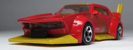 MINICARS Hot Wheels Mad Manga Now In Red And Gold Japanese