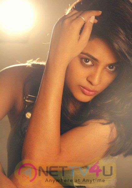 Actress Nandita Swetha Hot And Sexy Pics Galleries HD Images
