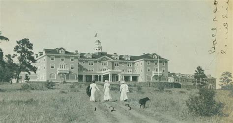 Inside The Real-Life 'Shining' Hotel In Estes Park, Colorado