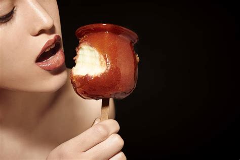 Arraiá na cama 7 sex toys para uma transa temática de festa junina Metrópoles