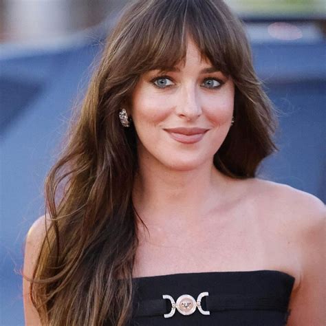 Have You Seen Dakota Johnsons New Blonde Bob Vogue