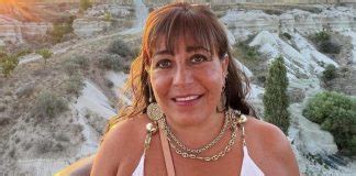 Parecen Hermanas Helhue Sukni Sorprende Al Posar En Bikini Junto A Su Hija Tecache Cl