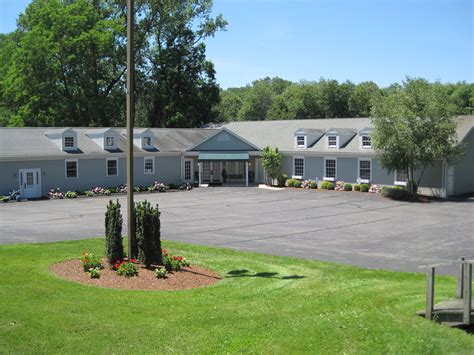 Professional Funeral and Memorial Services at Thurston Rowe Funeral Home 4