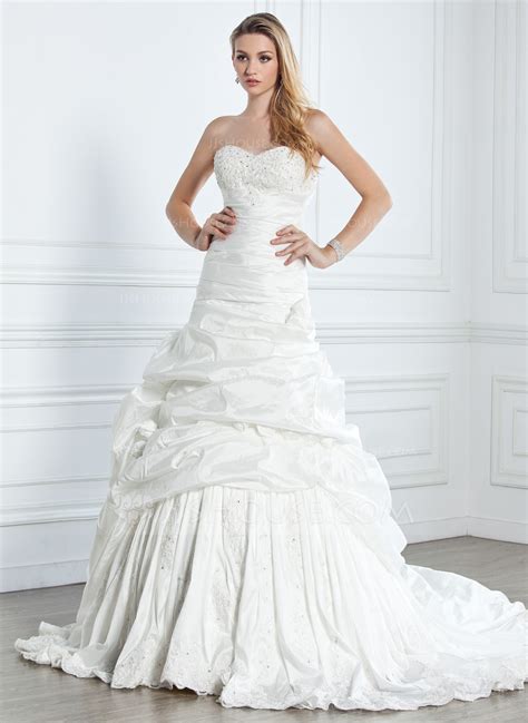 A Line Princess Sweetheart Chapel Train Taffeta Wedding Dress With