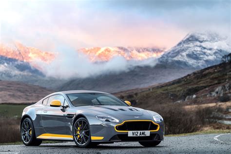 Aston Martin Vantage HD Wallpapers - Wallpaper Cave