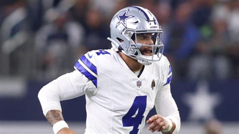 Jerry Jones Offers Bold Take On Dak Prescotts Leadership Yardbarker