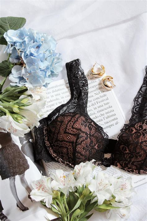 Variasi Lingerie Atau Pakaian Dalam Wanita Blog Belanja Pay Later Atome