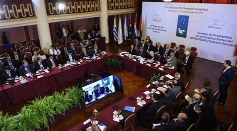 Inicia La Cumbre De Presidentes Del Mercosur En Montevideo