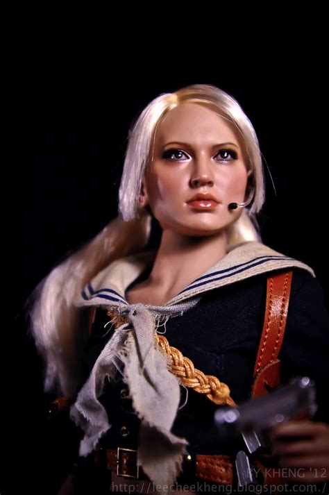 MY HOT TOYS COLLECTION PHOTOGRAPHY My Baby Is Here Hot Toys Babydoll Sucker Punch