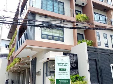 4 Bedroom Townhouse For Sale In Cubao Quezon City QC Metro Manila