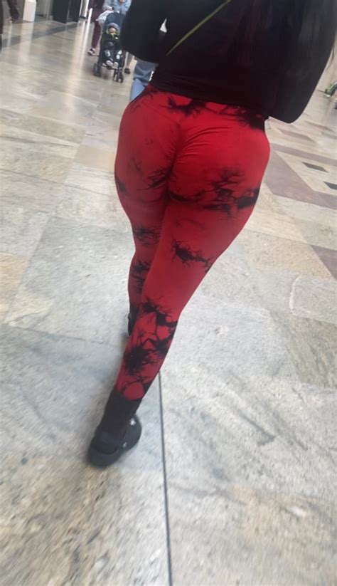 Massive Pawg Ass In Red Leggings Spandex Leggings Yoga Pants Forum